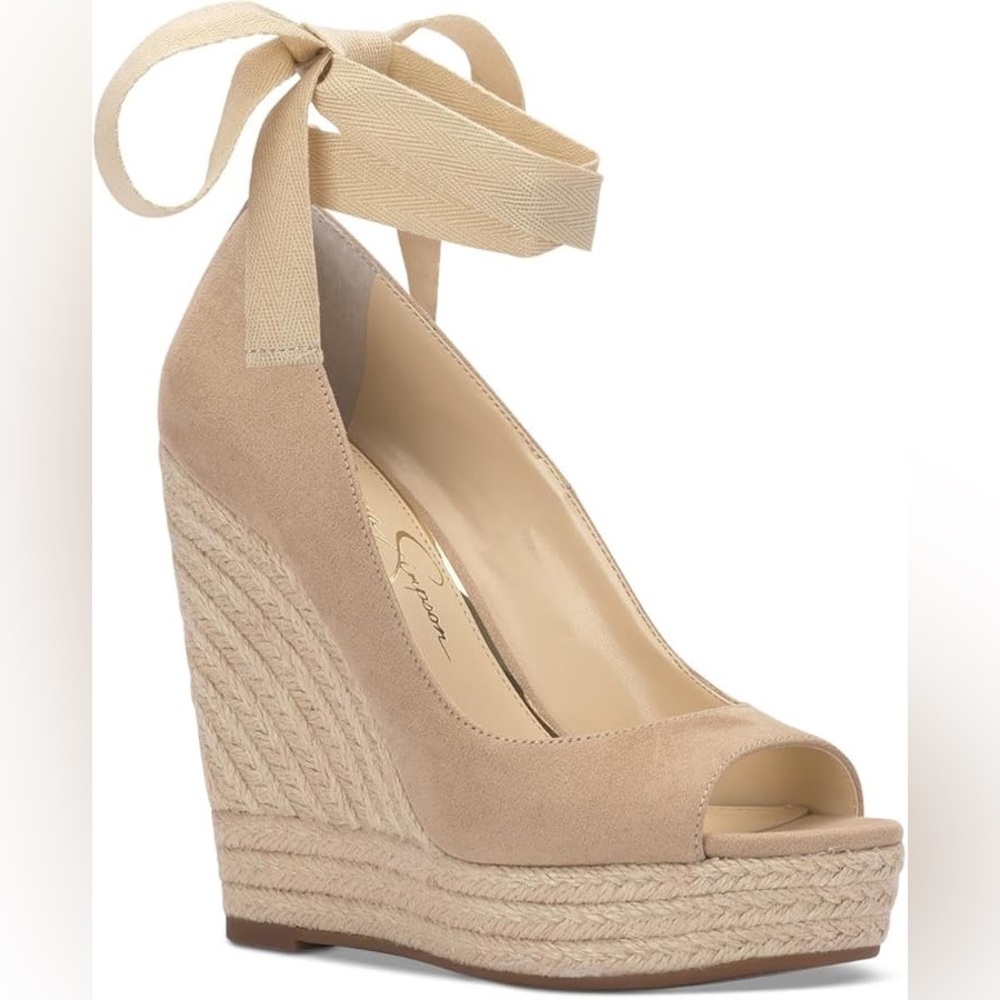 Jessica Simpson Womens Zavida
Wedge Wedge Sandals.  Size  9.  Worn once